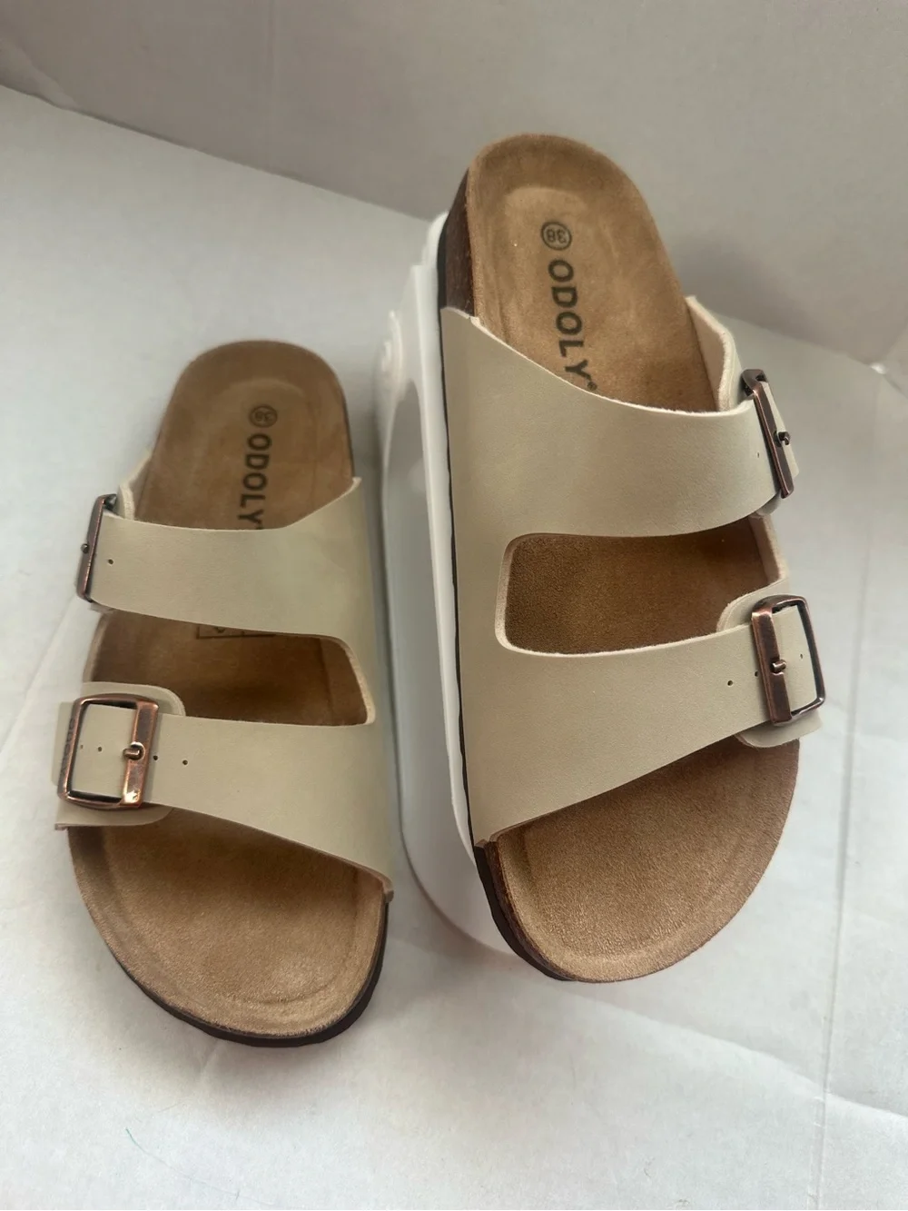 NEW Odoly Footbed Slide Strap Buckle Casual Sandals Size 38 Women's